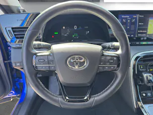 Toyota Mirai Fuel Cell Platinum