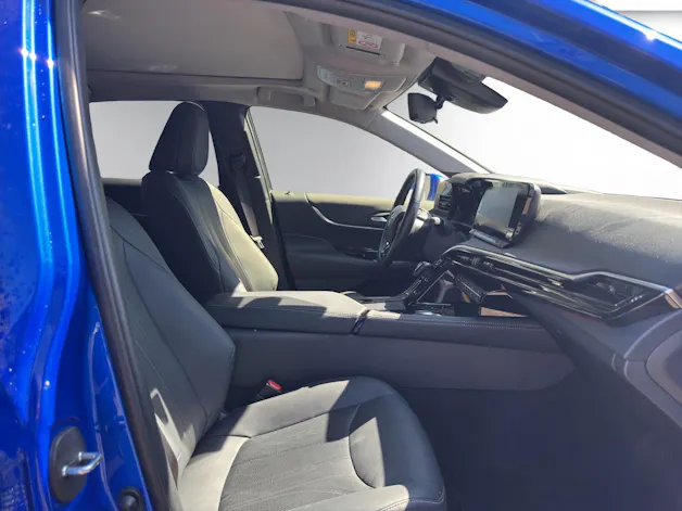 Toyota Mirai Fuel Cell Platinum