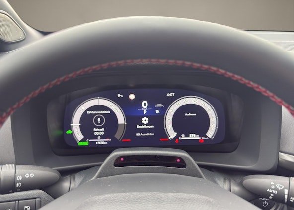 Vehicle image 14 Vehicle image 14