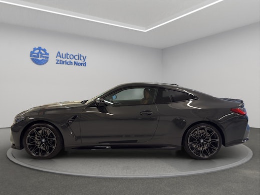 BMW M4 Competition xDrive Coupé 2