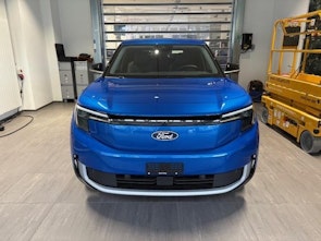 Vehicle image FORD Explorer Extended Range