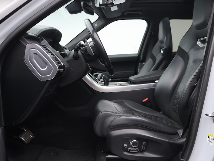 Vehicle image LAND ROVER RANGE ROVER SPORT