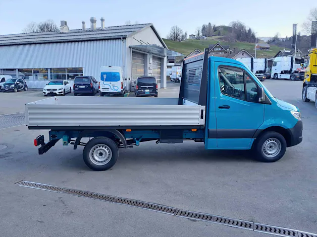 Mercedes-Benz Sprinter 317 CDI PRO CH S 4x2