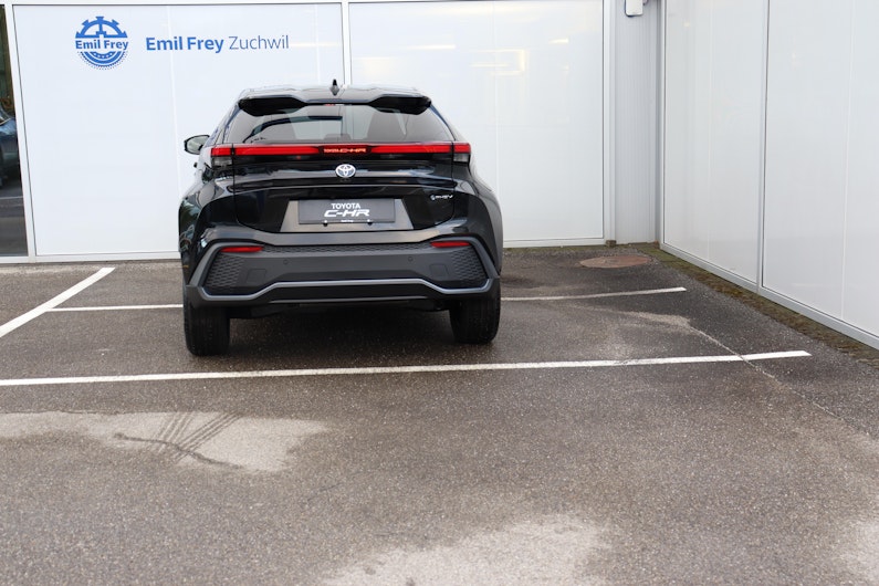 Vehicle image TOYOTA C-HR