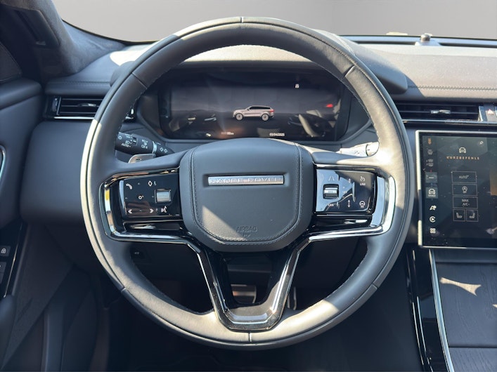 Vehicle image LAND ROVER RANGE ROVER VELAR