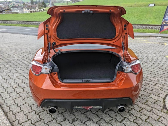 Vehicle image 13 Vehicle image 13