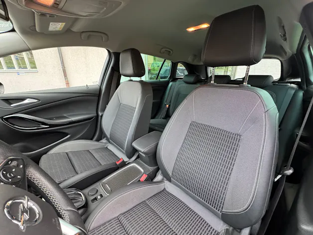 Opel Astra Sports Tourer 1.4 T Elegance S/S
