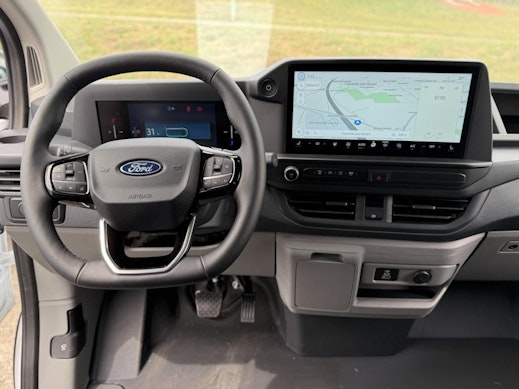 FORD E-Transit C Van 320 L1 Trend 3