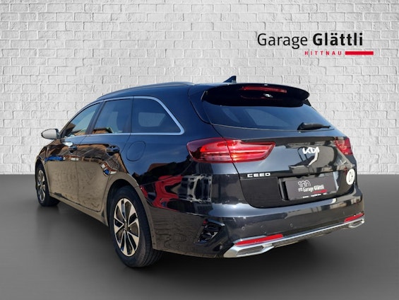 Vehicle image 15 Vehicle image 15