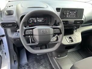 Toyota PROACE CITY Van L2 52KWh Active
