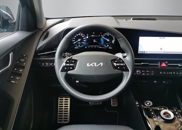 Vehicle image 4 Vehicle image 4