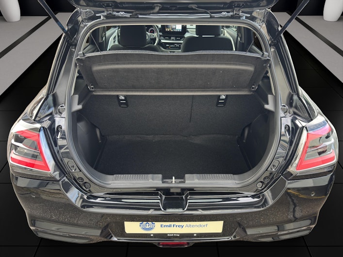 Vehicle image SUZUKI SWIFT