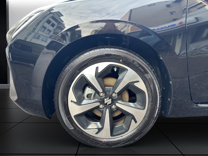 Vehicle image SUZUKI SWIFT