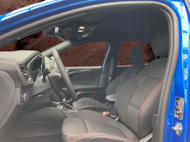 Ford Focus Station Wagon 1.0i EcoB Hybrid 155 ST-Line