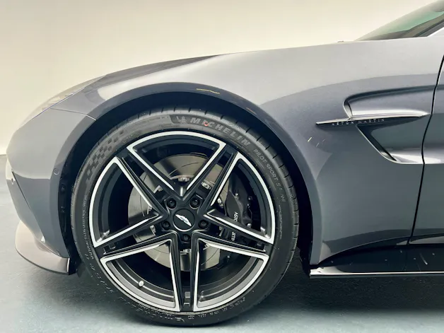 Aston Martin V8 Vantage Coupé 4.0 V8 Bi-Turbo