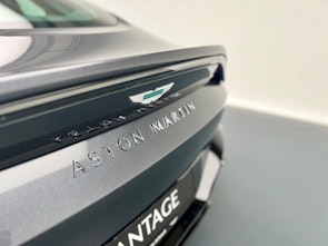 Vehicle image ASTON MARTIN V8 Vantage Coupé 4.0 V8 Bi-Turbo