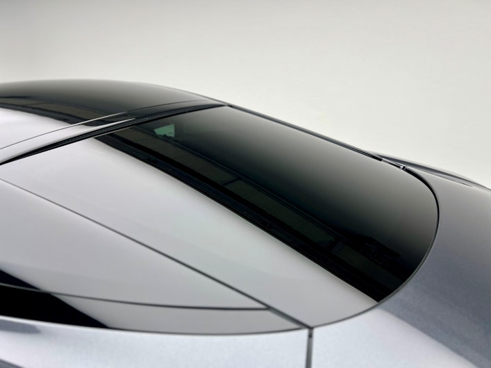 Vehicle image ASTON MARTIN DB12