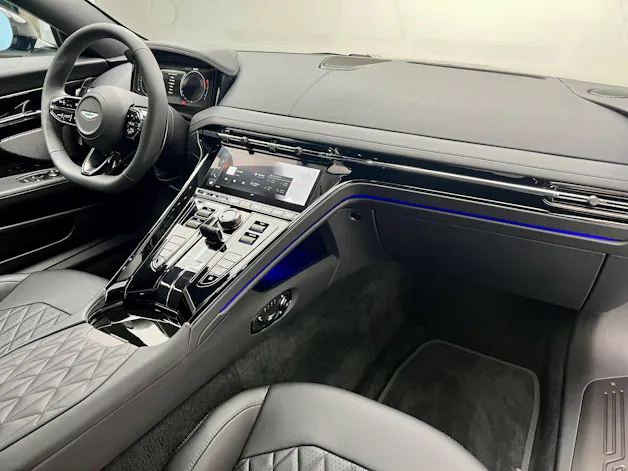 Aston Martin DB12 Coupé 4.0 V8 Bi-Turbo