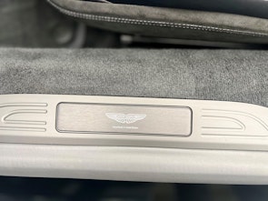 Vehicle image ASTON MARTIN V8 Vantage Roadster 4.0 V8 Bi-Turbo