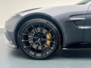 Vehicle image ASTON MARTIN V8 Vantage Roadster 4.0 V8 Bi-Turbo