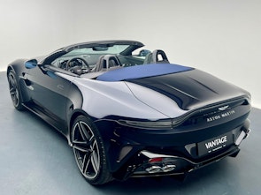Vehicle image ASTON MARTIN V8 Vantage Roadster 4.0 V8 Bi-Turbo