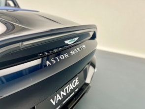Vehicle image ASTON MARTIN V8 Vantage Roadster 4.0 V8 Bi-Turbo