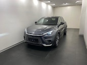 First vehicle image