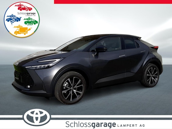 First vehicle image