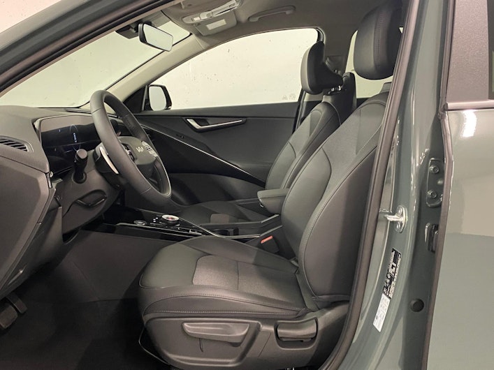 Vehicle image KIA NIRO