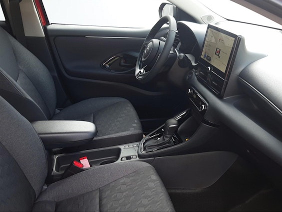 Vehicle image 14