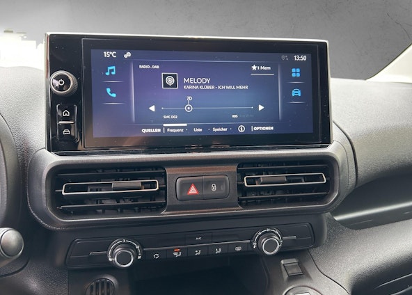 Vehicle image 10 Vehicle image 10