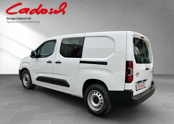 Vehicle image 3 Vehicle image 3