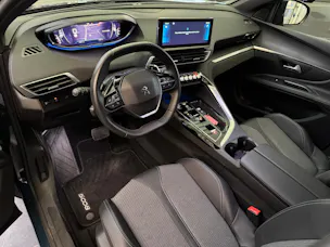 Peugeot 5008 1.5 BlueHDi Allure Pack *7Sitzer*