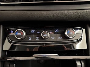 Vehicle image OPEL Grandland 1.2 T GS Blitz