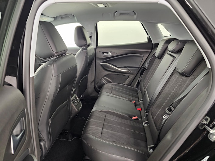 Vehicle image OPEL GRANDLAND