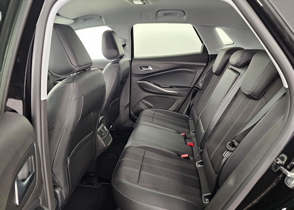 Vehicle image 5 Vehicle image 5