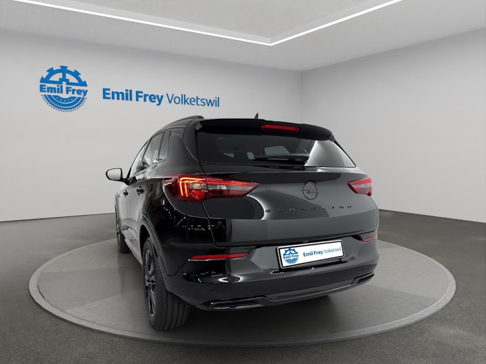 Vehicle image OPEL GRANDLAND