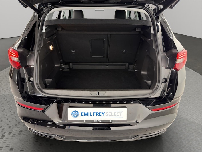 Vehicle image OPEL GRANDLAND