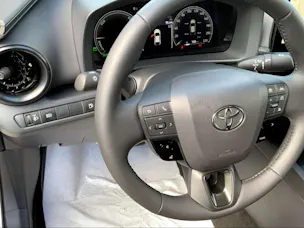 Toyota C-HR 2.0 PHEV Swiss Edition