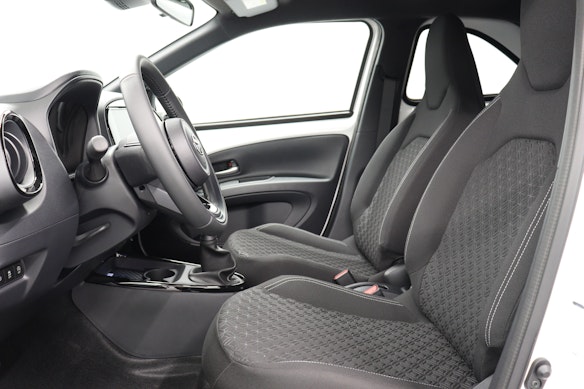TOYOTA Aygo X 1.0 VVT-i Trend 2