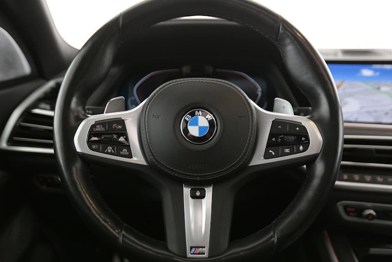 Vehicle image BMW X7