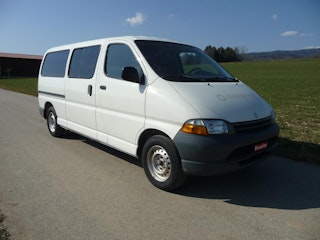 Vehicle image TOYOTA Hiace
