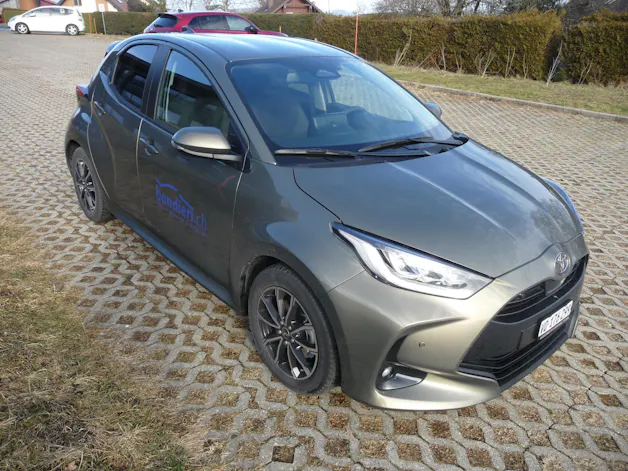 Toyota Yaris 1.5 VVT-i HSD Trend