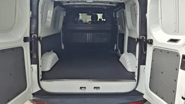 Maxus eDeliver 7 Kaw. L1 E-Motor 88kWh AWD
