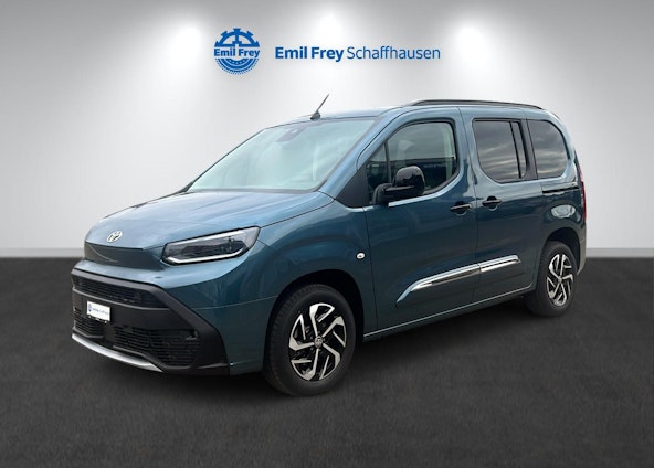 First vehicle image First vehicle image