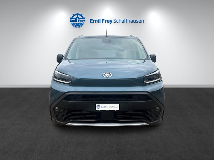 Vehicle image TOYOTA PROACE CITY VERSO