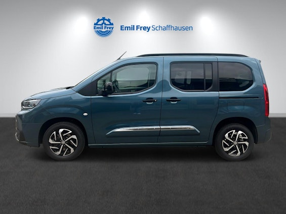 Vehicle image 3 Vehicle image 3