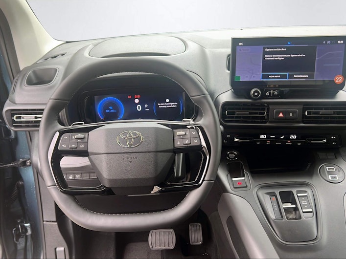 Vehicle image TOYOTA PROACE CITY VERSO