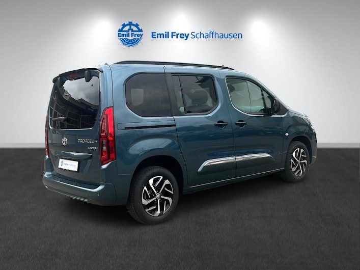 Vehicle image TOYOTA PROACE CITY VERSO