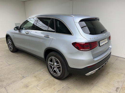 MERCEDES-BENZ GLC 300 e AMG Line 4m 3